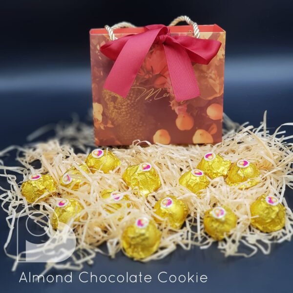 Almond Chocolate Cookie