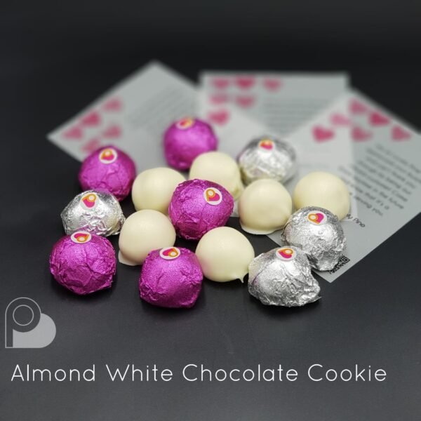 assorted chocolate cookie