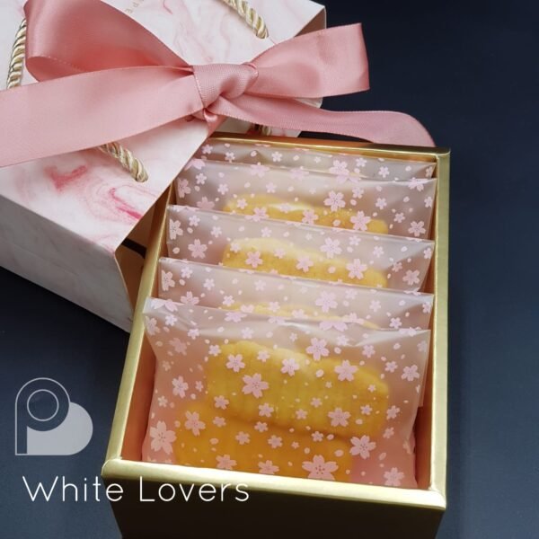 White Lovers - Image 3