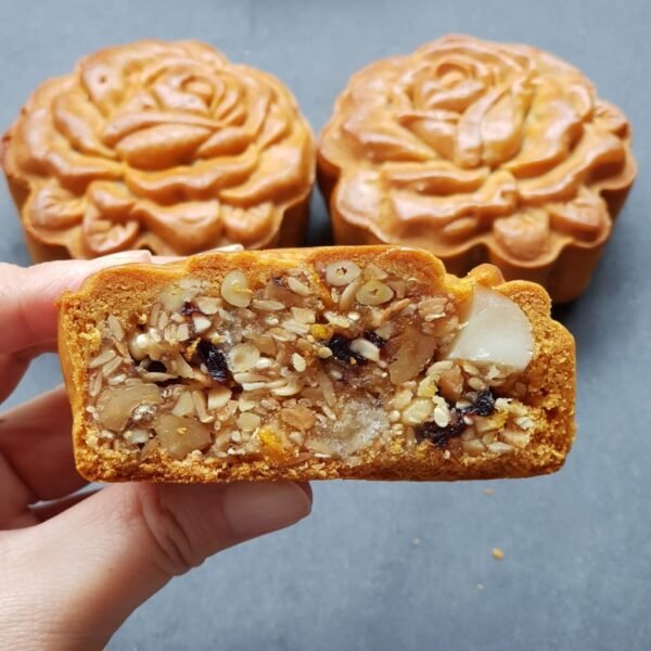 Mooncake Premium Mix Nut - Image 3